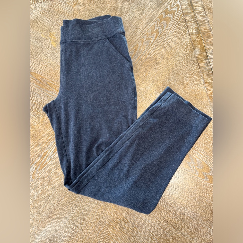 Duluth Trading Co Pants Sz Mx29 Blue Straight Leg pull on Waist 32” Inseam 29”